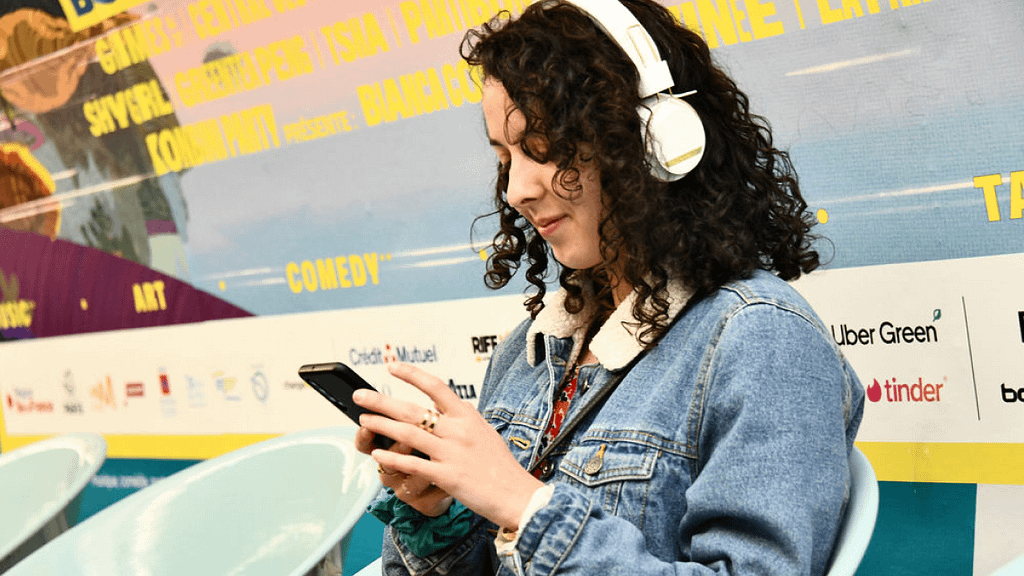 List of the most popular podcasts on spotify right now