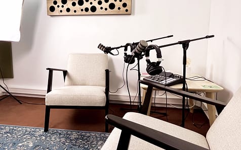 How to Create a Podcast Studio at Home [Guide]