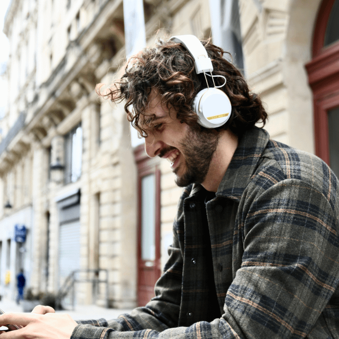 <strong></noscript>How to Grow Your Podcast Audience with the Listener Journey Model </strong>